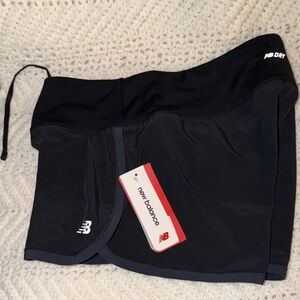 New Balance Black Performance Short Impact XS NWT Womens
